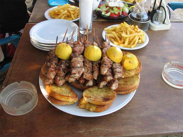 greek souvlaki plate